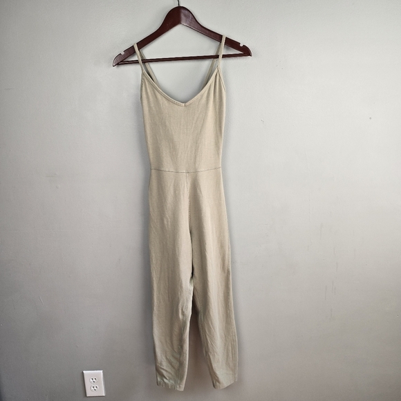 OLD NAVY Powerchill Workout Activewear‎ Jumpsuit Tan Slight Green Womens Size L - Picture 4 of 16